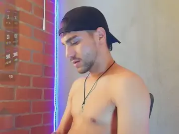 Cam4 Adult Webcams of lucky_blessed