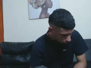 Cam4 Live Sex of Angeel_hot24_