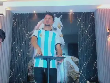 Cam4 Free Live Porn of handsome_boys22