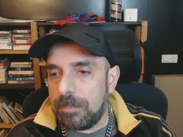 Cam4 Free Live Porn of leatherspain1