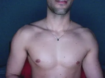 Cam4 Sex Chat of LucaCamIn