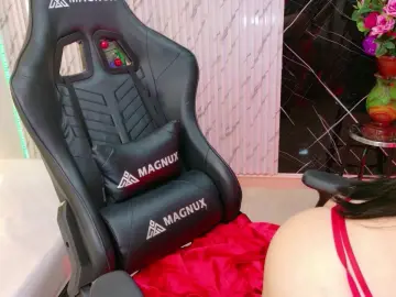 Cam4 Watch Live Sex Cams of lararoberts_