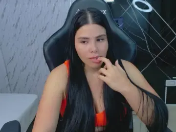 Cam4 Private Sex Chat of lararoberts_