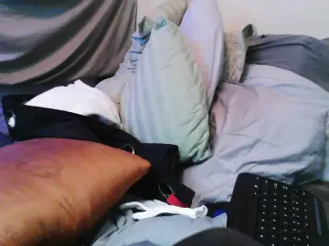 Cam4 Sex Chat of 99vers8uncut