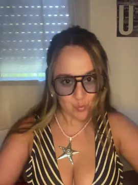 Cam4 Watch Live Sex Cams of PRINCESITAPINK