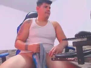 Cam4 Adult Video Chat of hercules69_hot