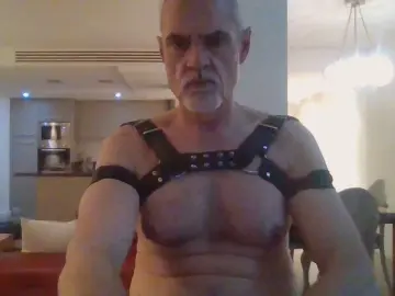 Cam4 Watch Live Sex Cams of tiote48