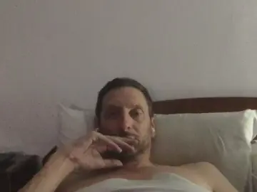 Cam4 Free Live Porn of tontin69