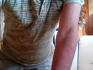 Cam4 Free Live Porn of gaypisse1