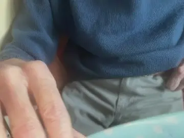 Cam4 Live Porn of charlie7777