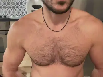 Cam4 Nude Webcam of hairyfitmale