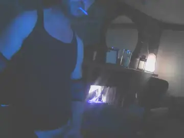 Cam4 Free Live Porn of Hungthickbrit51