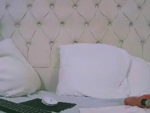 Cam4 Free Porn Cam of carolsampaio1