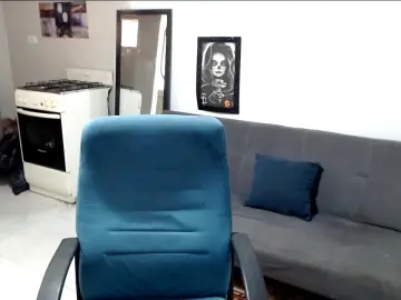 Cam4 Live Sex of santii_ss