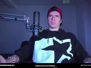 Cam4 Live Porn of Dreamhunterdz