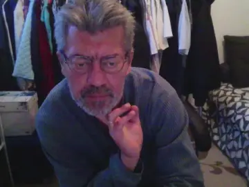 Cam4 Free Live Porn of Kevinareux60