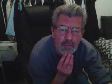 Cam4 Private Sex Chat of Kevinareux60