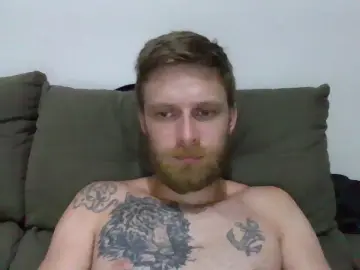 Cam4 Live Porn of MrSkull4i20