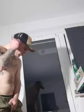 Cam4 Sex Cam of Mooooustache