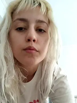 Cam4 Private Sex Chat of emi_laura