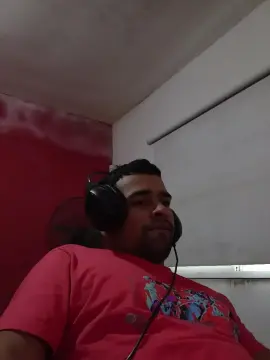 Cam4 Live Porn of ramirocastillo