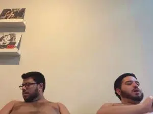 Cam4 Live Sex of BearFuckersRJ