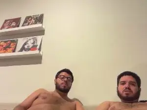 Cam4 Free Porn Cam of BearFuckersRJ