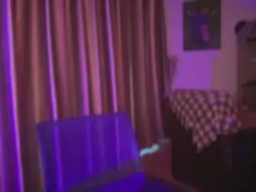 Cam4 Watch Live Sex Cams of HollyHanter