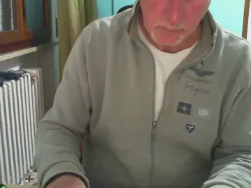 Cam4 Private Sex Chat of schiavo39