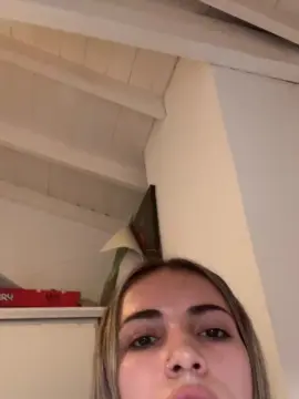 Cam4 Live Porn of Lulu_lloberas