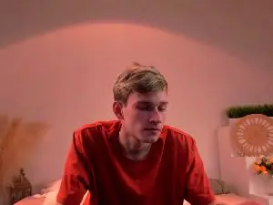 Volan_Starts from cam4