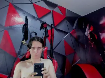 Cam4 Free Porn Cam of Aaron_LatinMen2