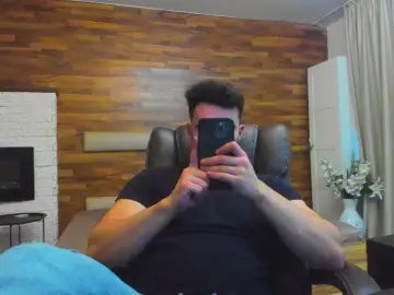 Cam4 Live Sex Cam of MicahLane