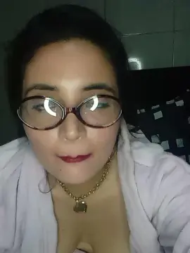 Cam4 Private Sex Chat of Pam3232