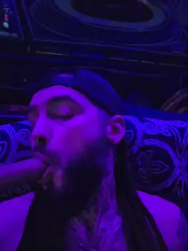 Cam4 Sex Cam of ShalonyShaman86