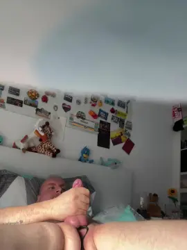 Cam4 Watch Live Sex Cams of pedrito_6