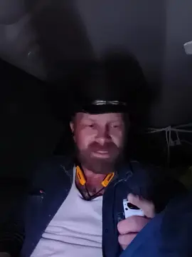 Cam4 Live Sex Cam of reinsrider