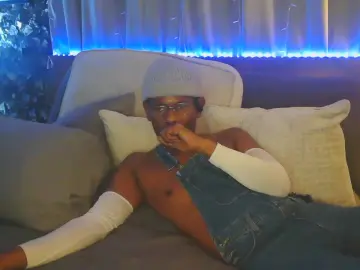 Cam4 Live Porn of Winterguy2021