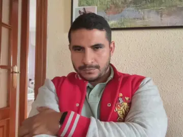 Cam4 Nude Webcam of tumba20051