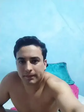 Cam4 Nude Webcam of AxellWhite