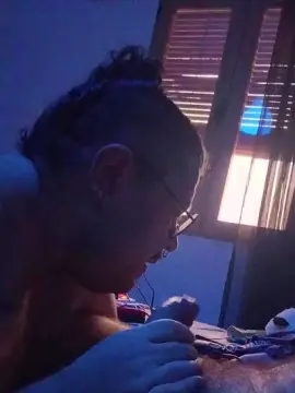 Cam4 Live Sex Cam of daddybearmadri5