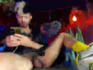 Cam4 Free Live Porn of pablomontiel1