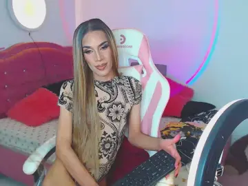 Cam4 Live Porn of camila_hoottie