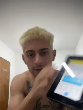 Cam4 Watch Live Sex Cams of demoniiiojoaqu5