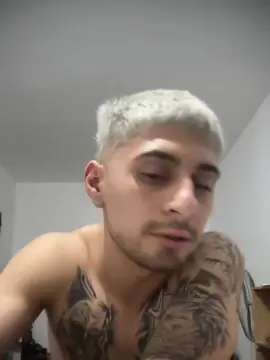 Cam4 Adult Video Chat of demoniiiojoaqu5