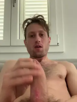 Cam4 Live Sex Cam of andreatoledo