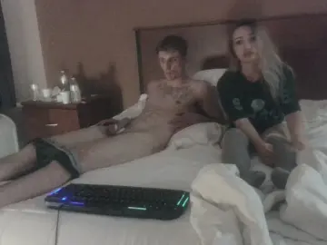 Cam4 Free Live Porn of swagoutnaughty