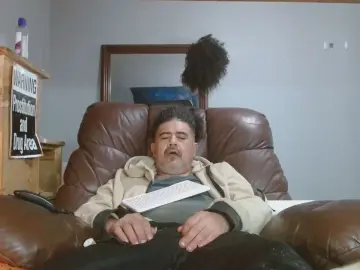 Cam4 Live Sex Cam of HughJanis