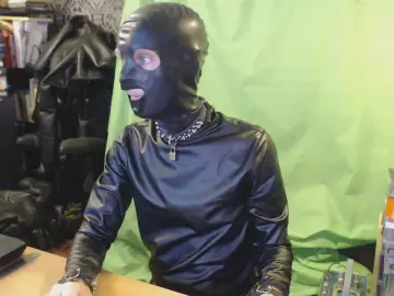 Cam4 Watch Live Sex Cams of kerr_avon