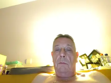 Cam4 Live Sex of pichou69